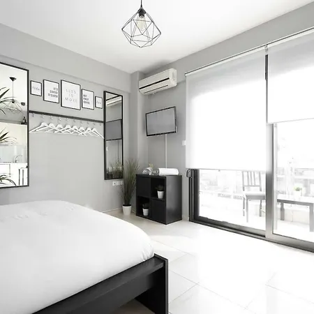 F & B Collection - Escape Avenue *