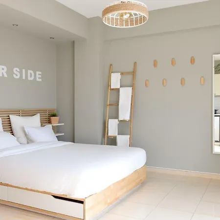 Διαμέρισμα F & B Collection - Escape Avenue *