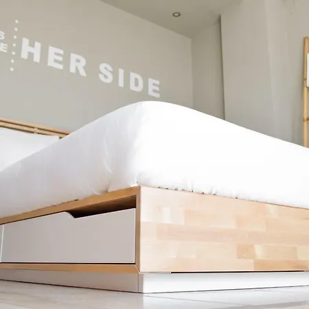 Διαμέρισμα F & B Collection - Escape Avenue